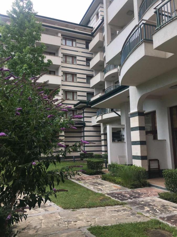 Private Apartments In Emerald Ravda Esterno foto