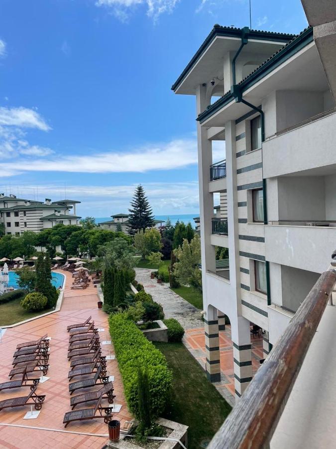 Private Apartments In Emerald Ravda Esterno foto
