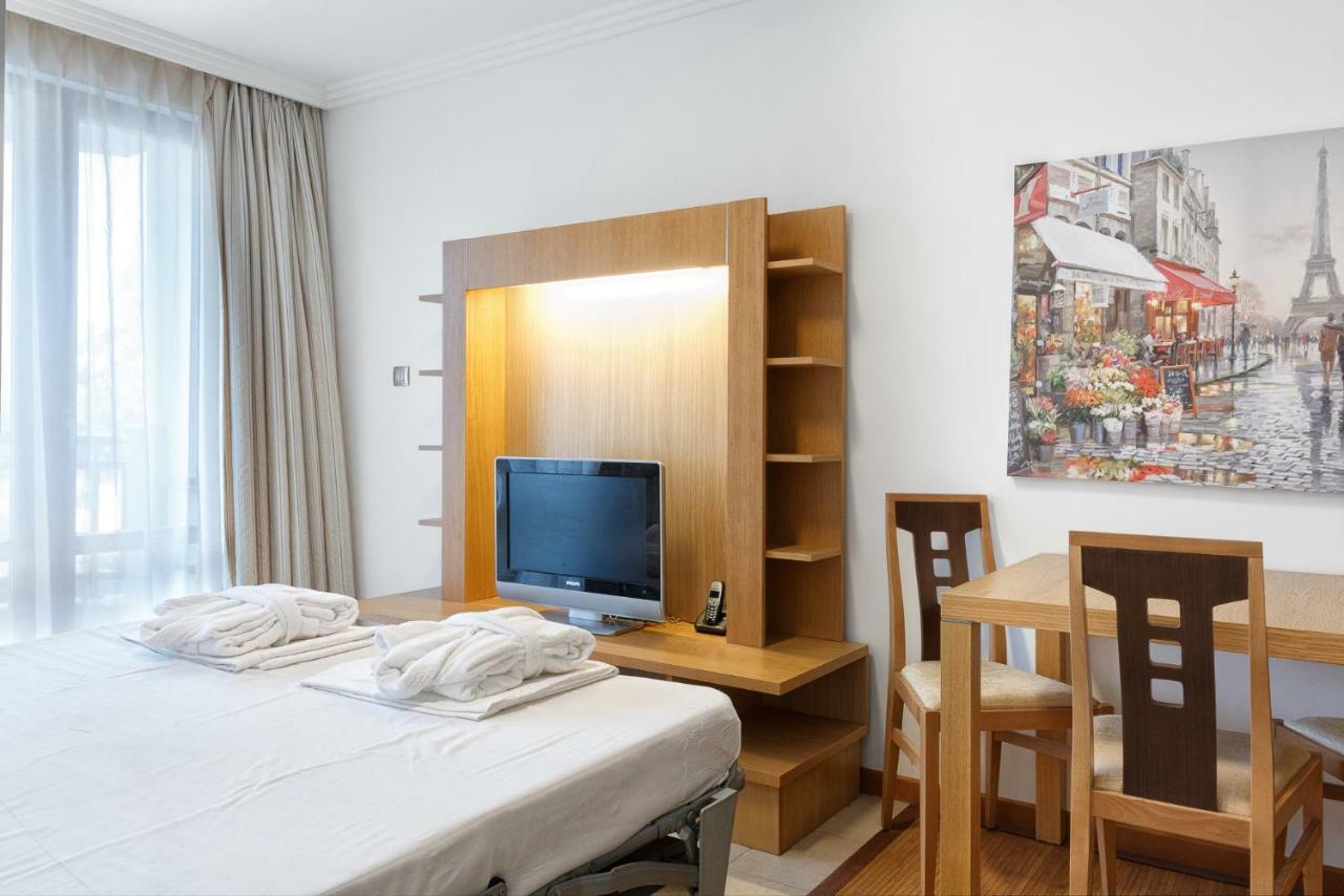 Private Apartments In Emerald Ravda Esterno foto
