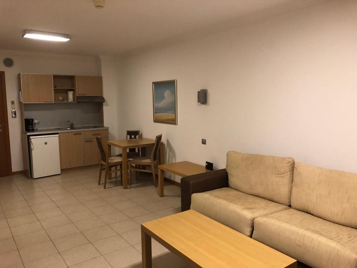Private Apartments In Emerald Ravda Esterno foto